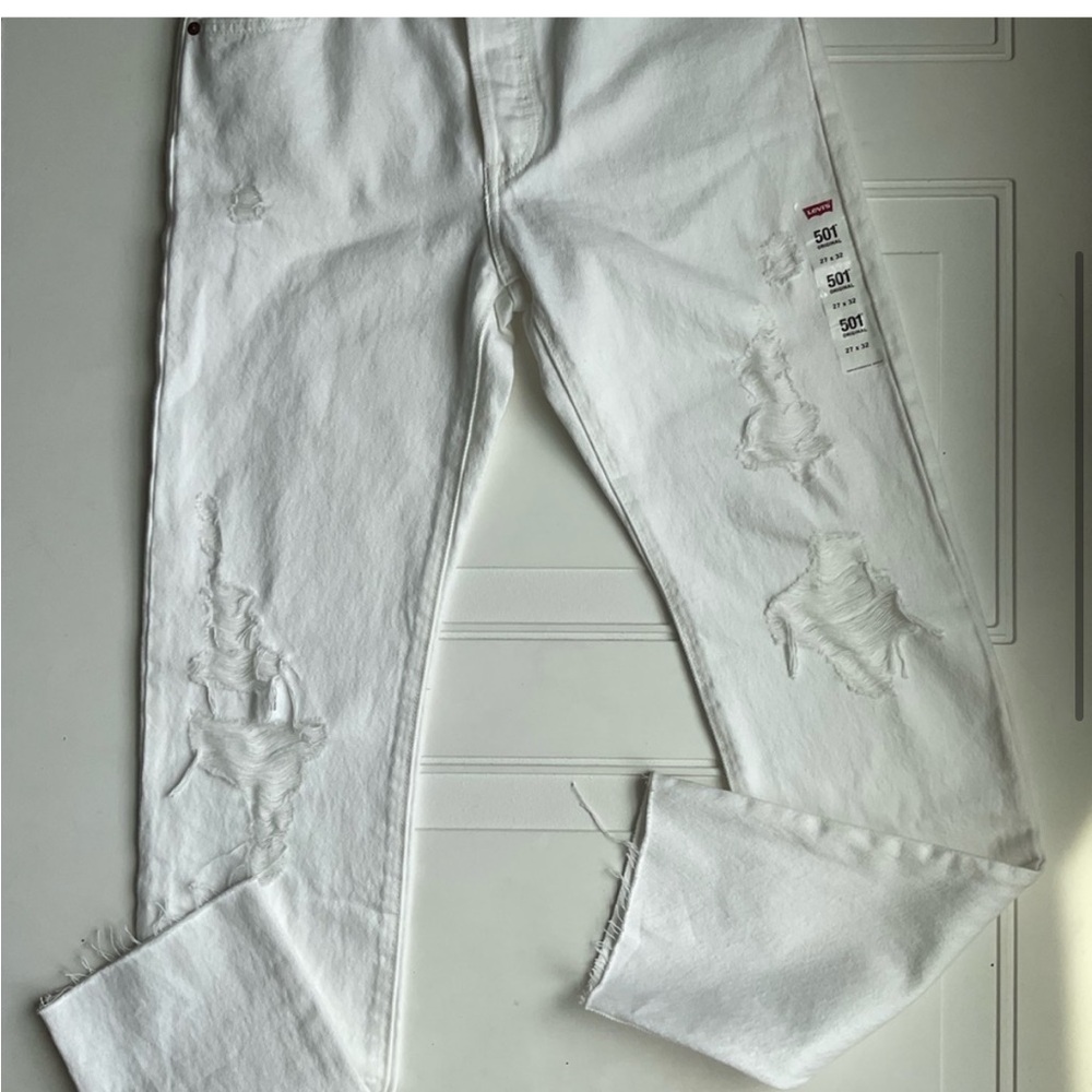 NWT Levi’s 501 White High Rise Straight Leg Distressed Raw Hem Jeans 27x32 - Picture 3 of 7